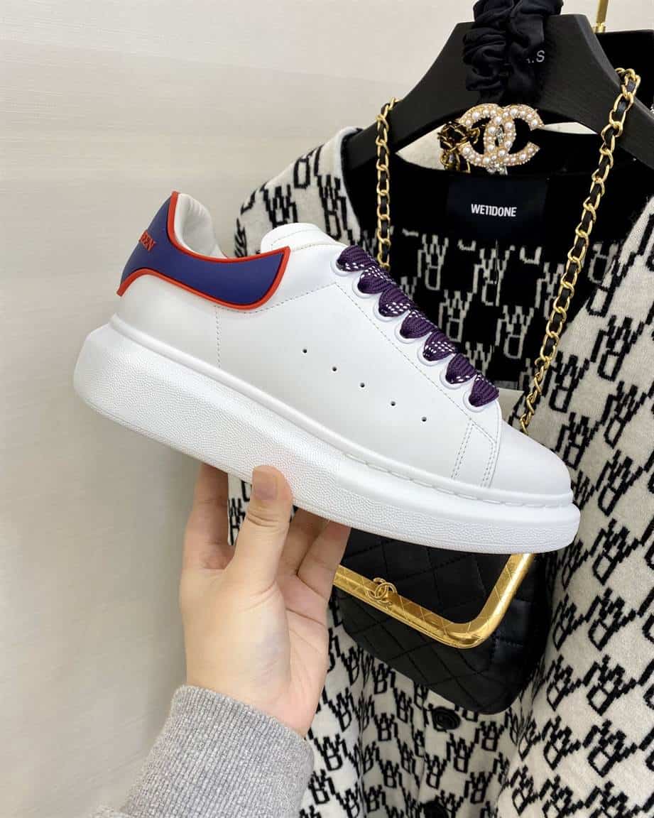A1exa*der Mcqv*en SNEAKER AM23
