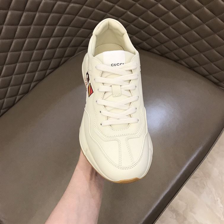 Gvc*1 RHYTON  WORLDWIDE  FLAG-PRINTED SNEAKER   GCC010