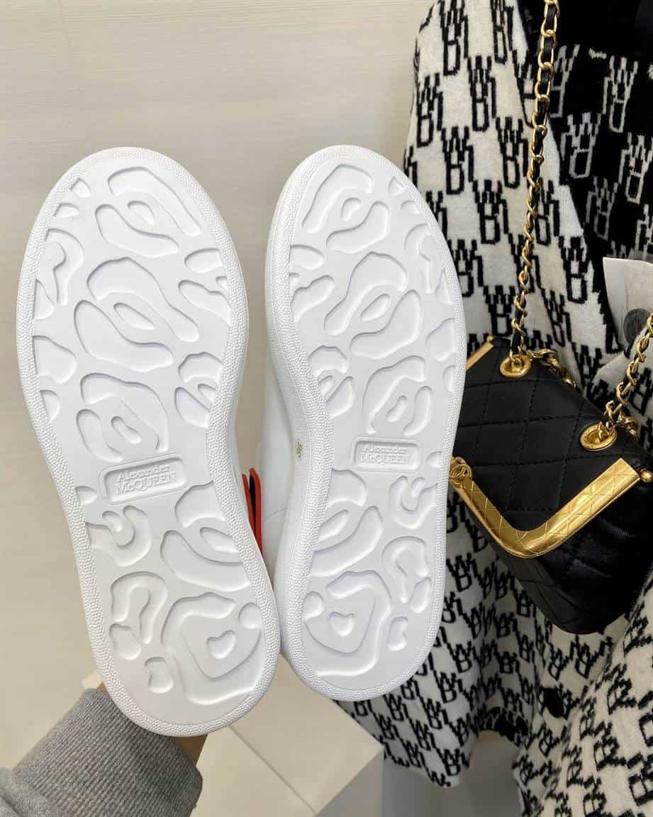 A1exa*der Mcqv*en SNEAKER AM23