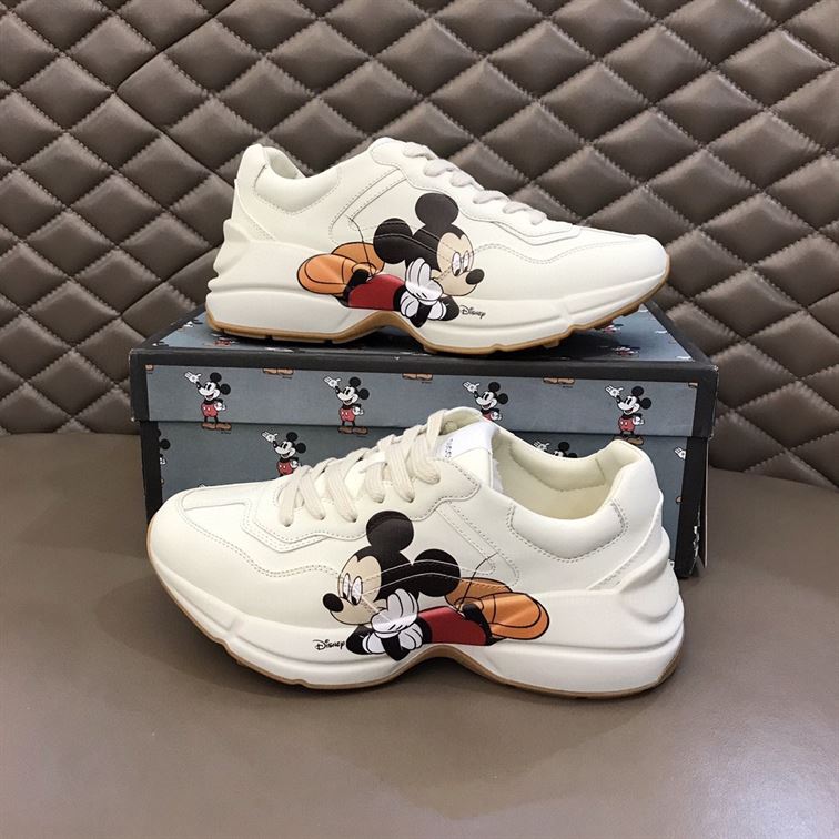 Gvc*1 RHYTON X DISNEY   GCC011