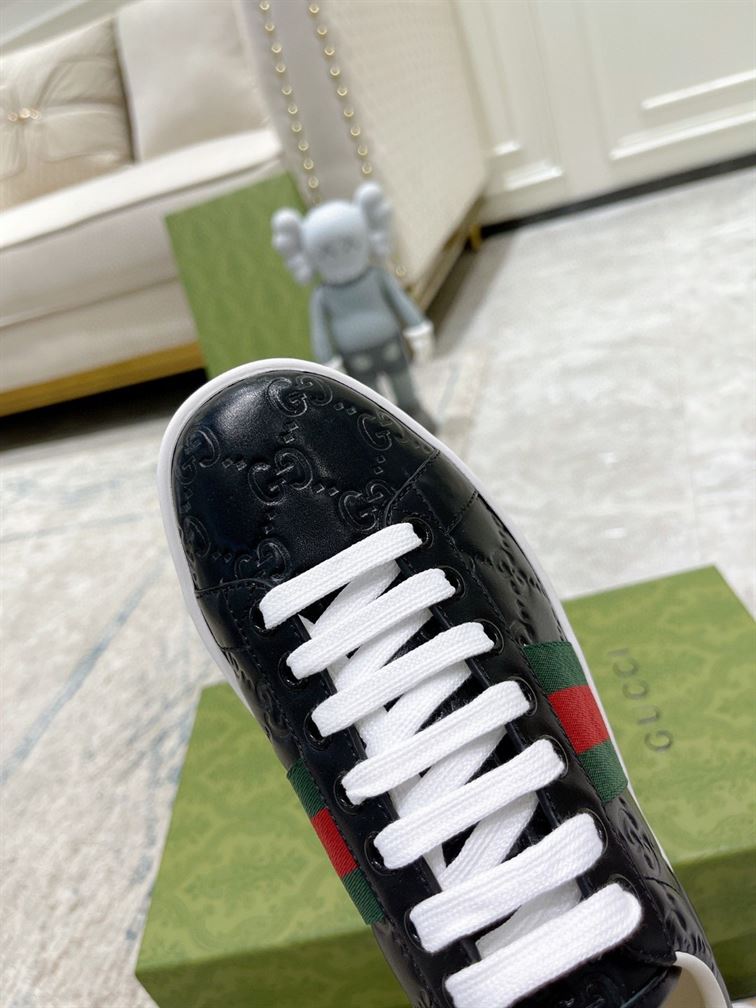 Gvc*1 Dupes Shoes ACE SINGNATURE SNEAKER   GCC076