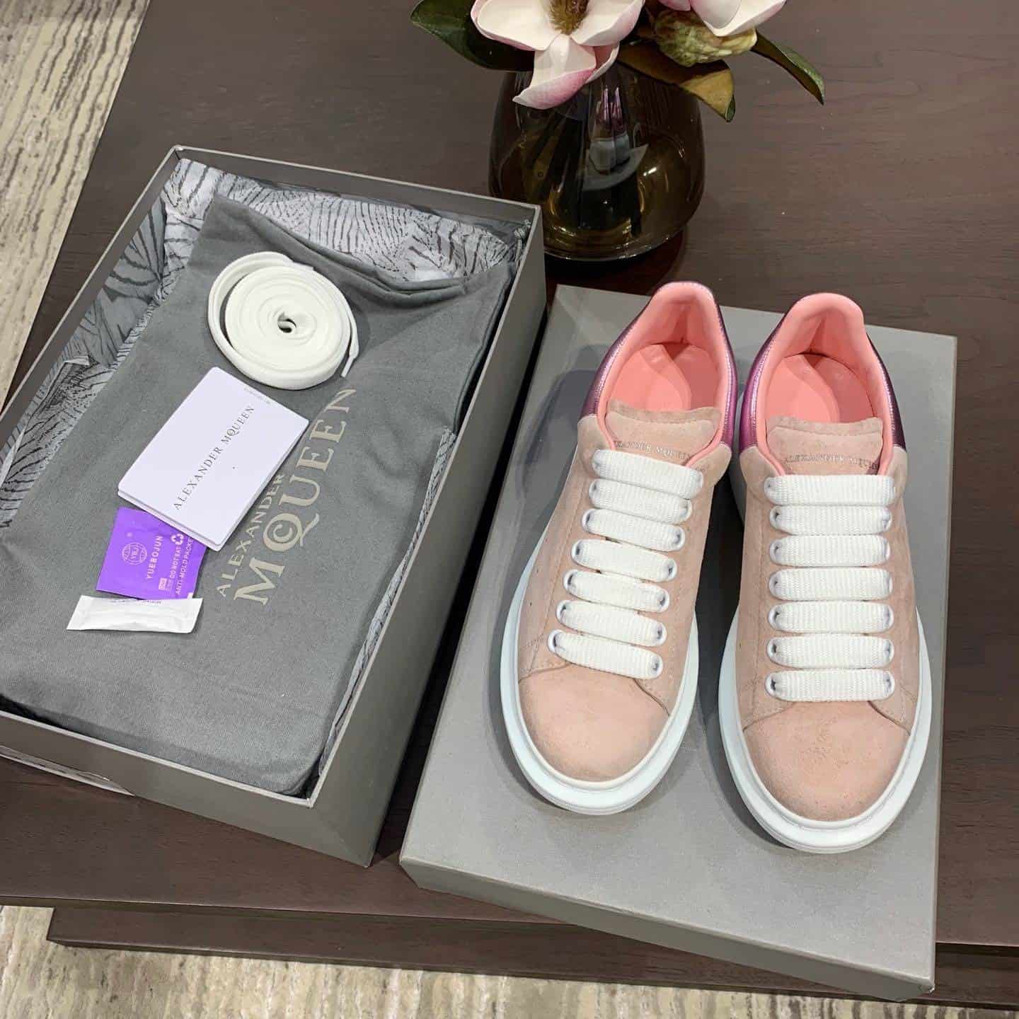 A1exa*der Mcqv*en Sneaker Dupe - AM5