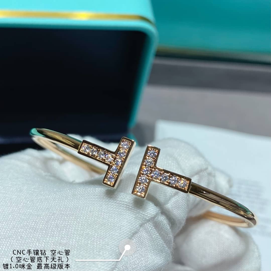 T*f*ny Bracelet Copy