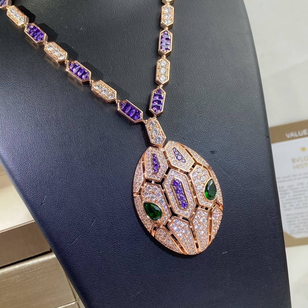 Bv1g*ai Necklace Copy