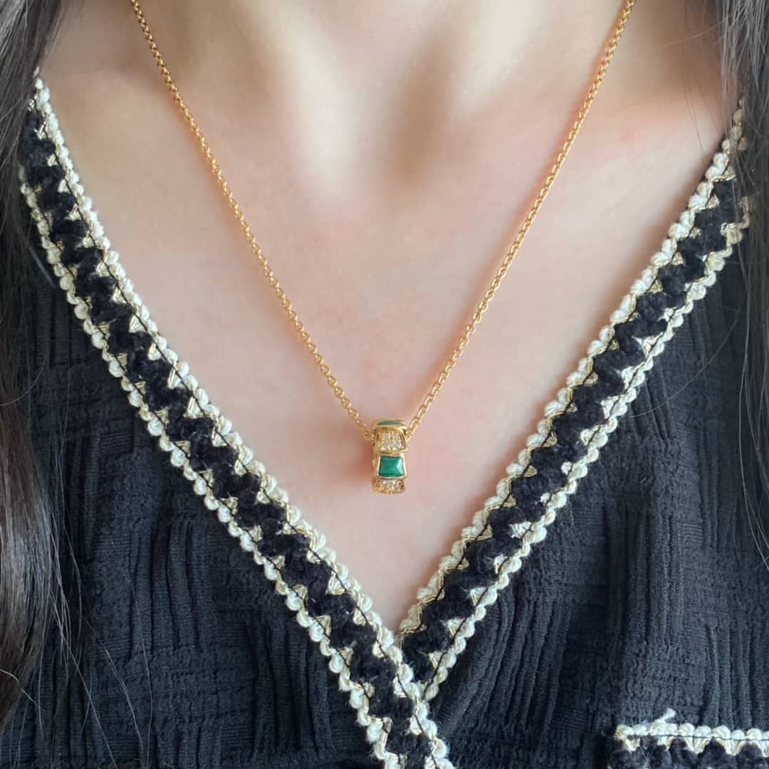 Knockoff Bv1g*ai Logo Necklace