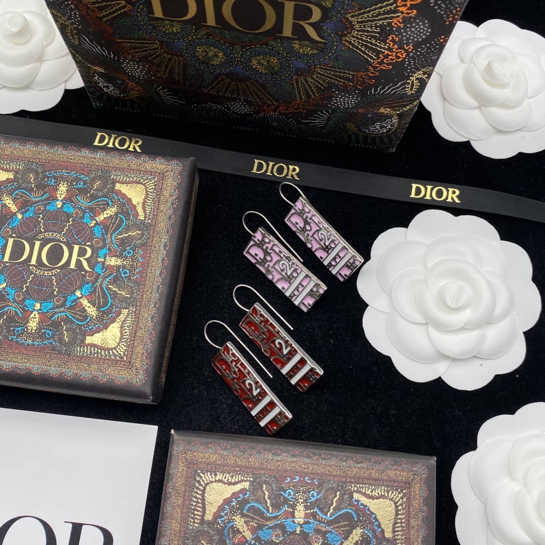 Wholesale Chr1st1an D10r Logo Earring