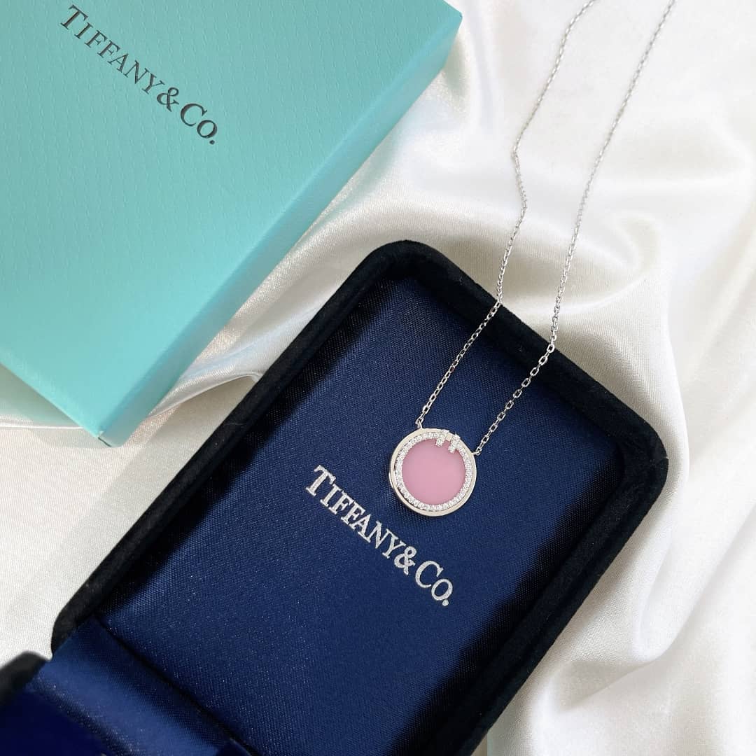 T*f*ny Necklace First Copy
