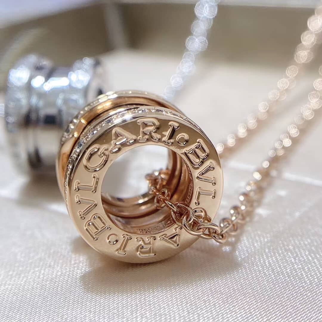 Fake Bv1g*ai Logo Necklace
