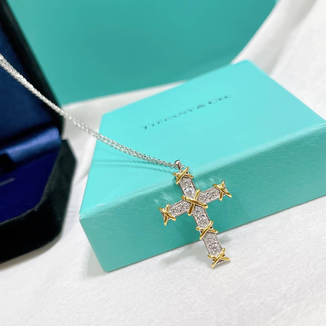 Designer T*f*ny Classic Necklace