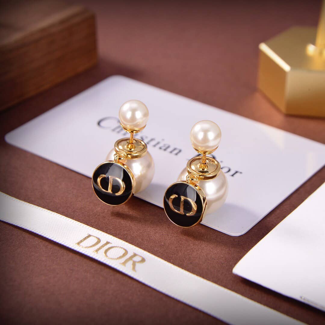 Chr1st1an D10r Earring Copy