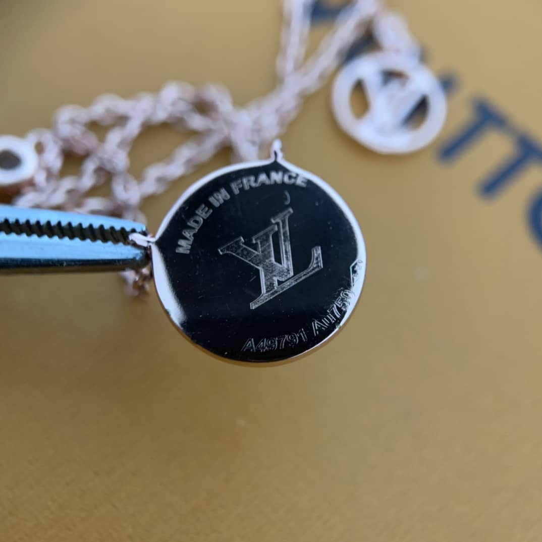 Knockoff L0vis Vvtt0n Logo Necklace