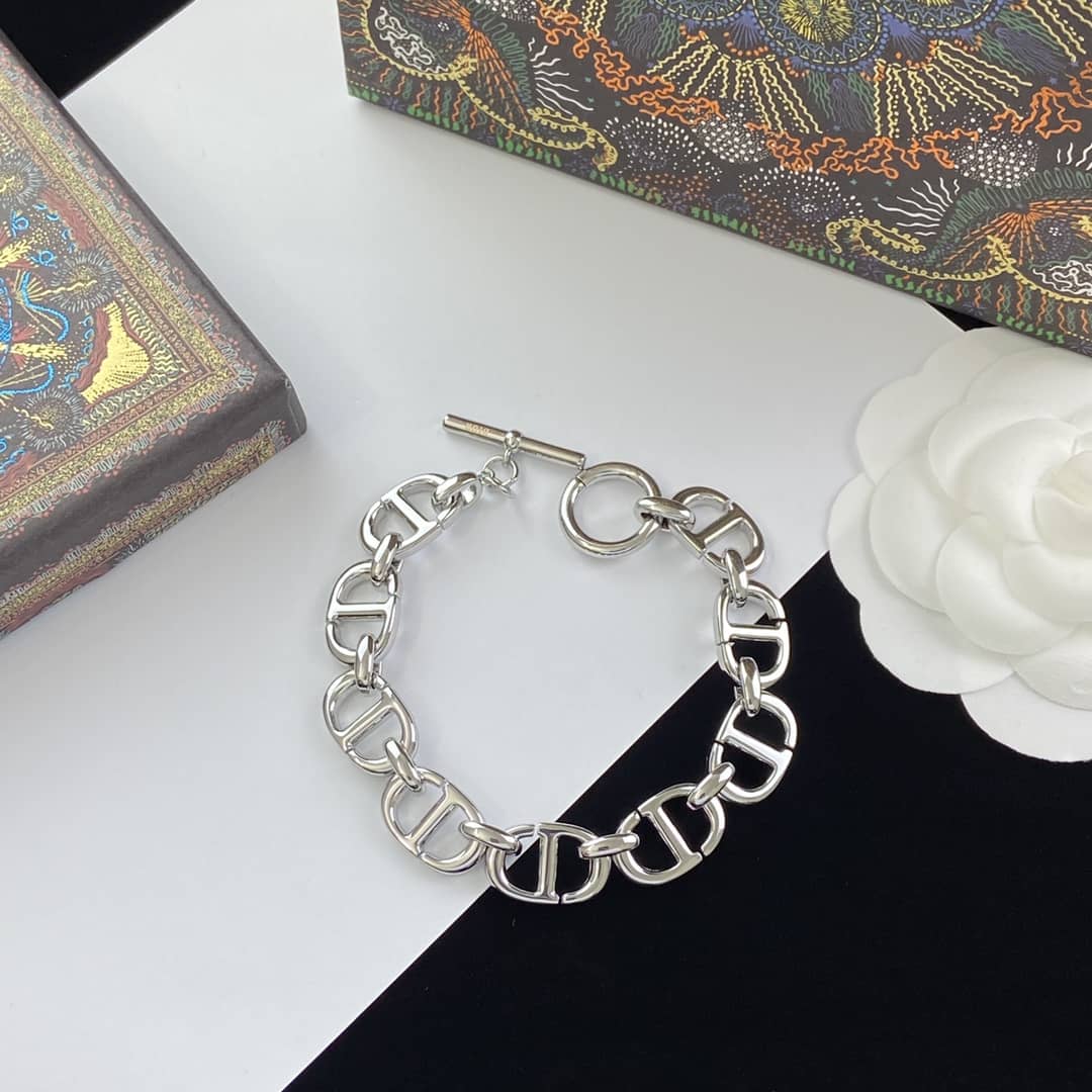 Replica Chr1st1an D10r Bracelet