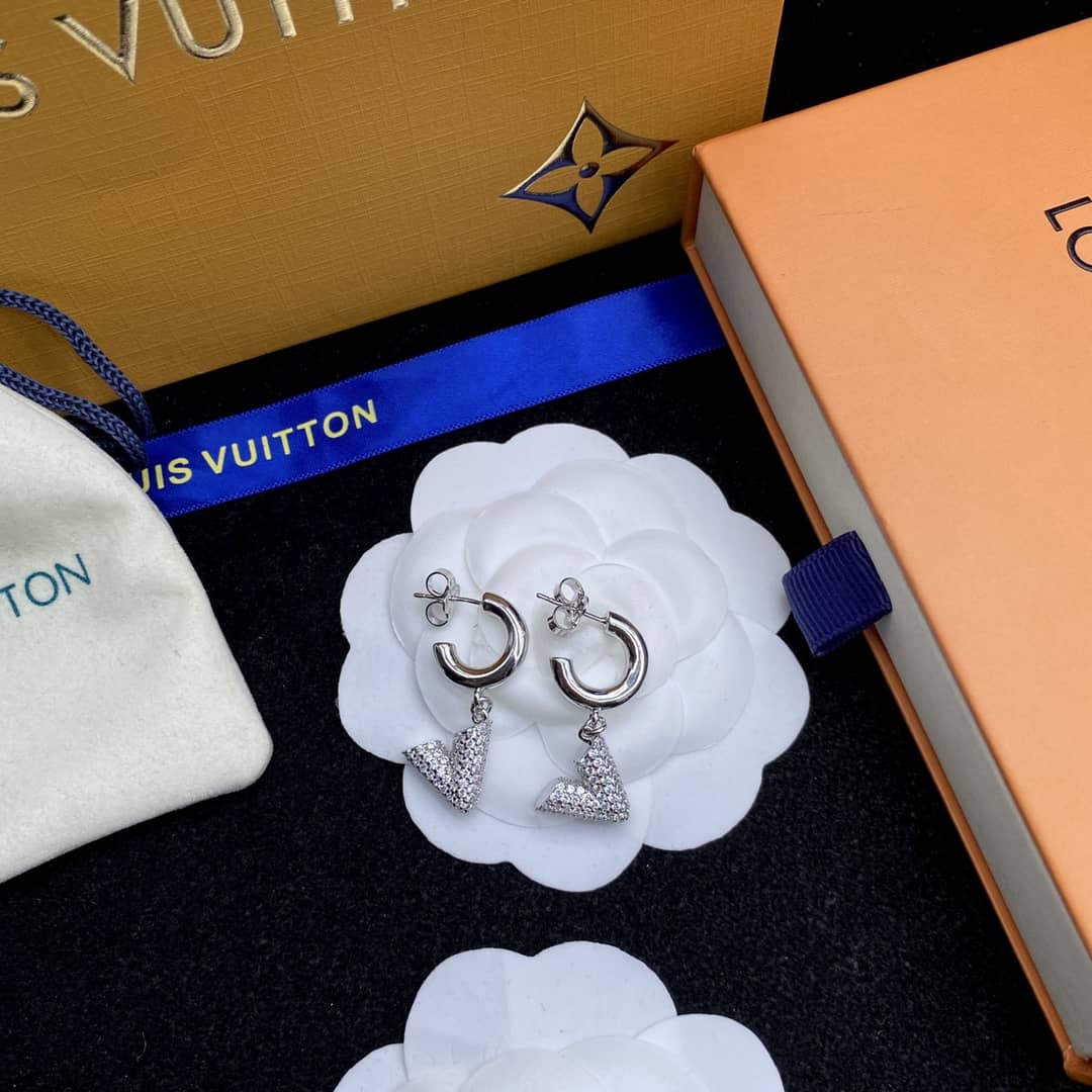 7 Star L0vis Vvtt0n Earring