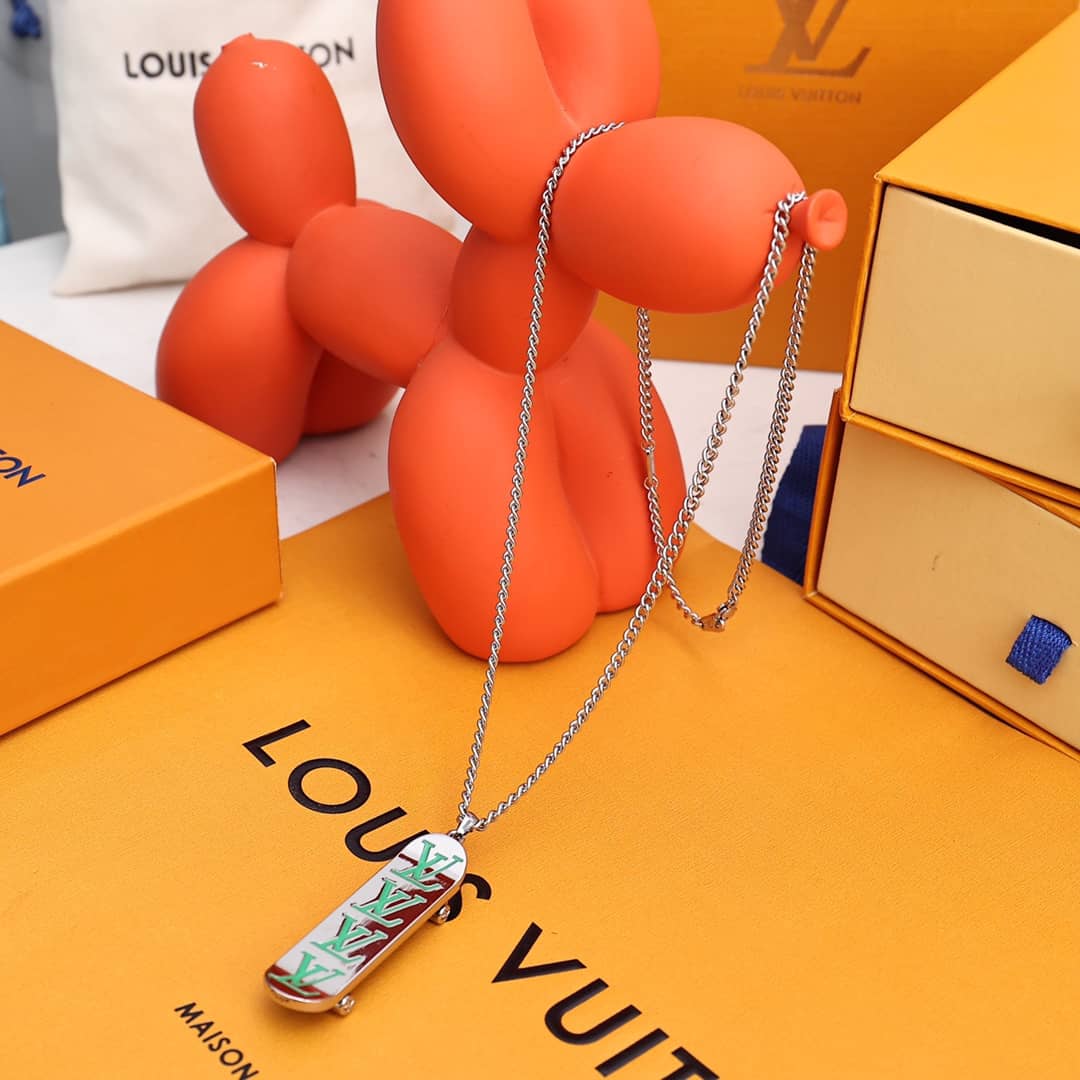 Cheap L0vis Vvtt0n Necklace