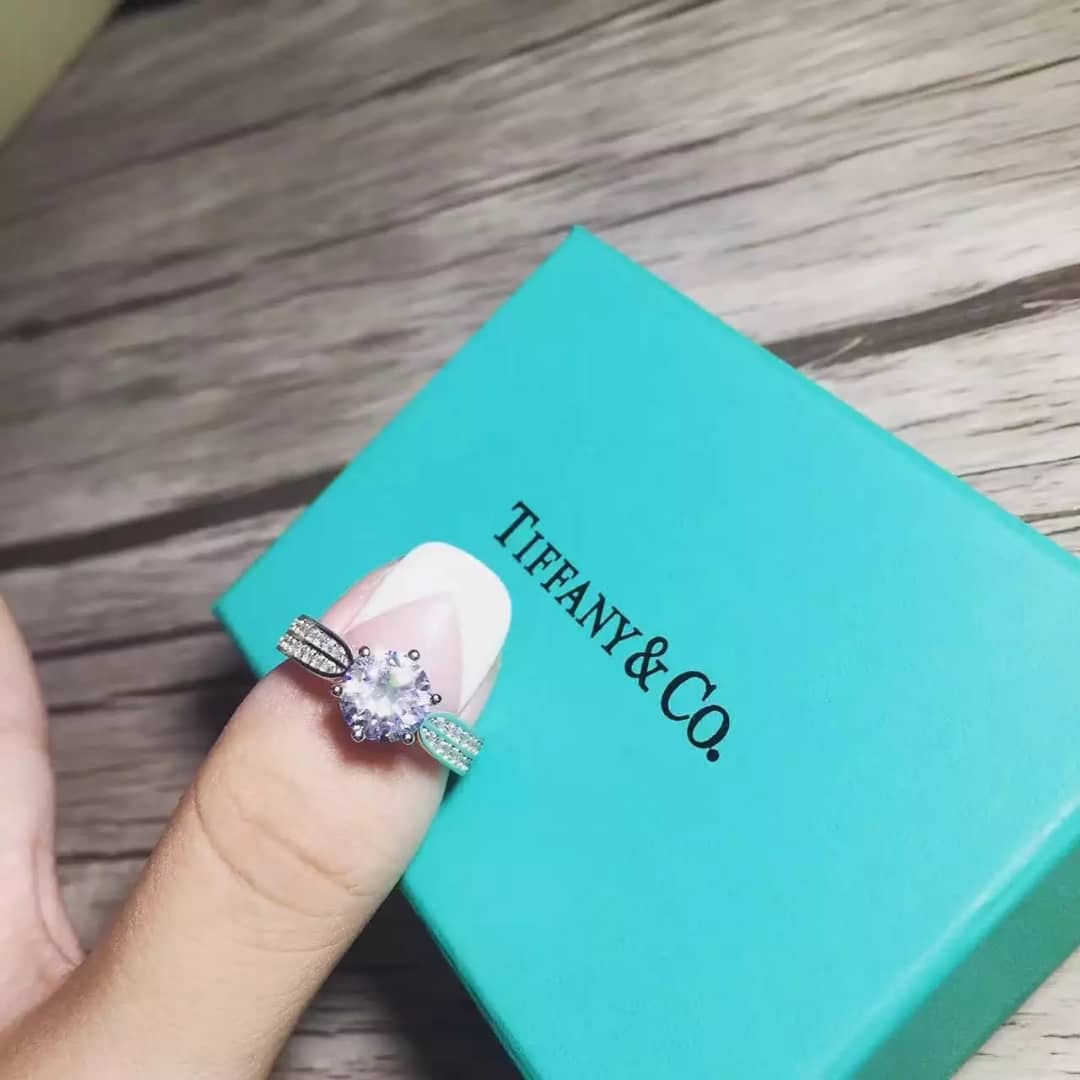 Luxury T*f*ny Classic AAA+ Ring