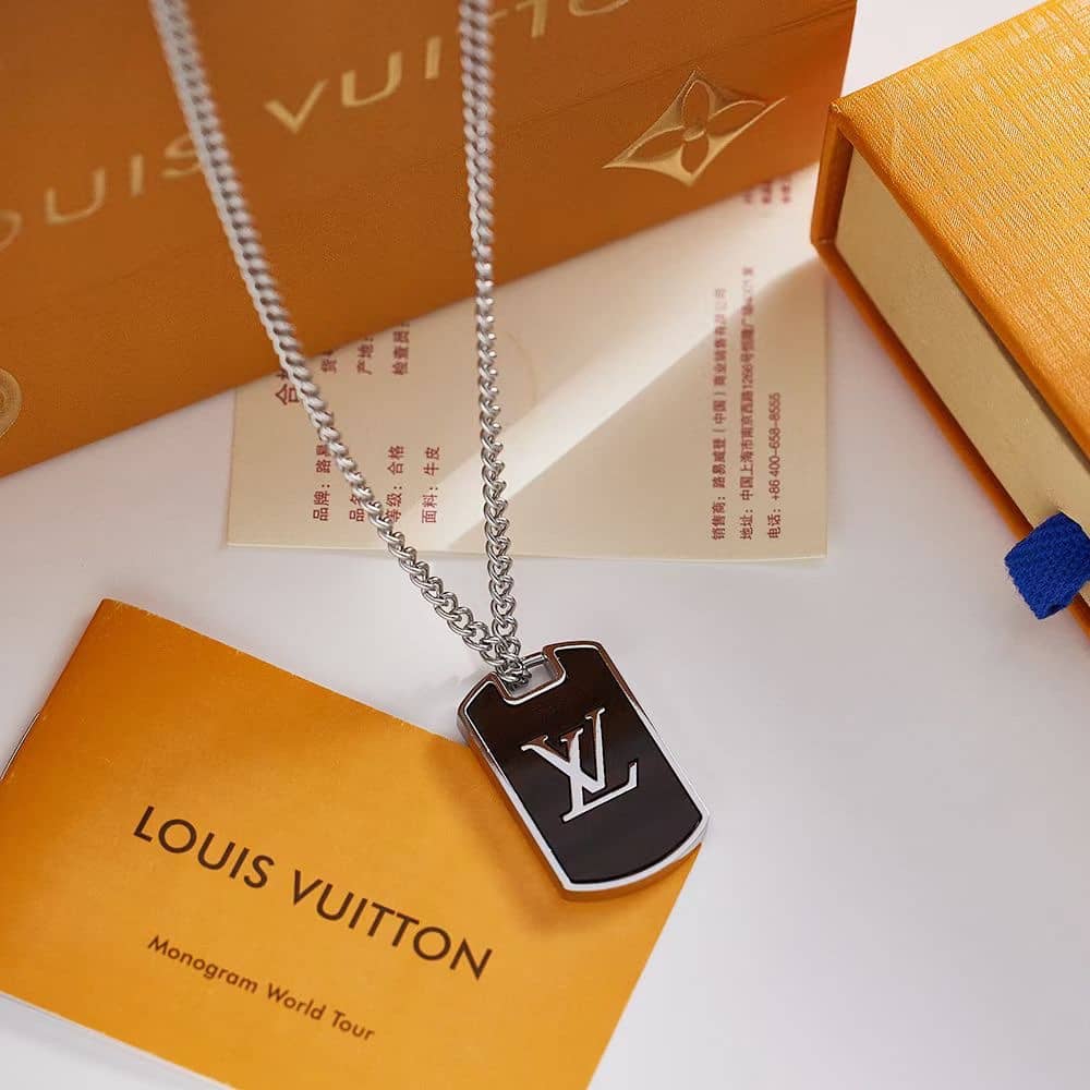 Best L0vis Vvtt0n Classic Necklace