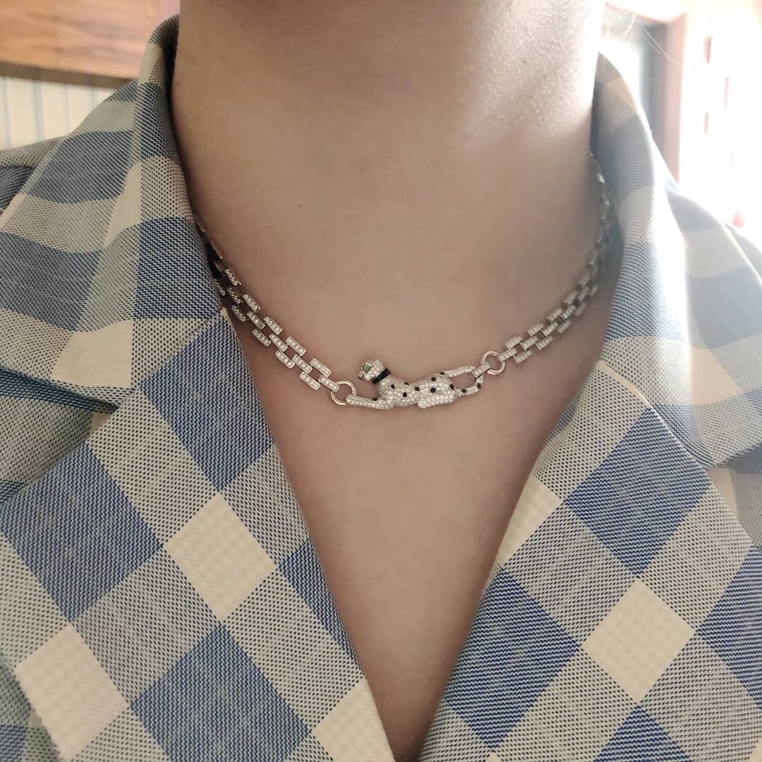 Ca*t1er Necklace For Sale