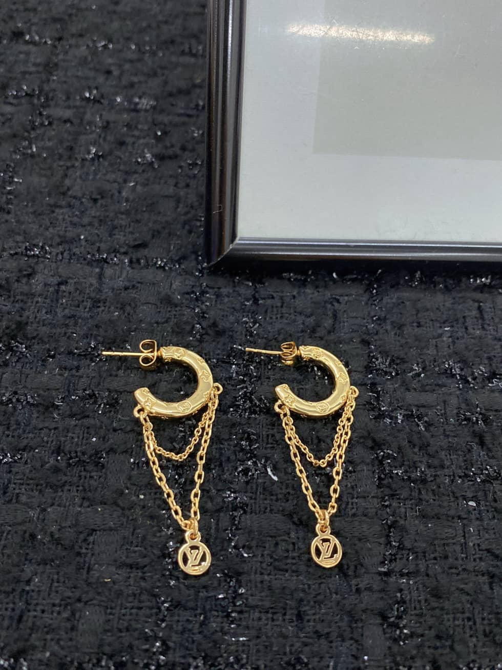 Luxury L0vis Vvtt0n Classic AAA+ Earring