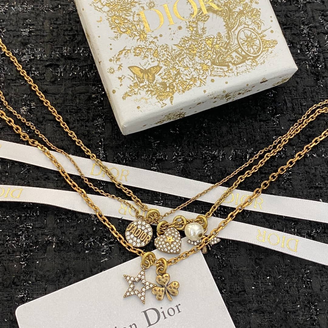 Luxury Chr1st1an D10r Classic AAA+ Necklace