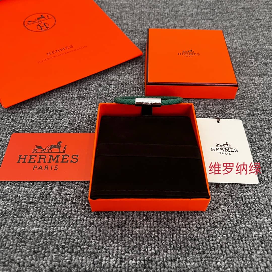 H**me5 Bracelet First Copy