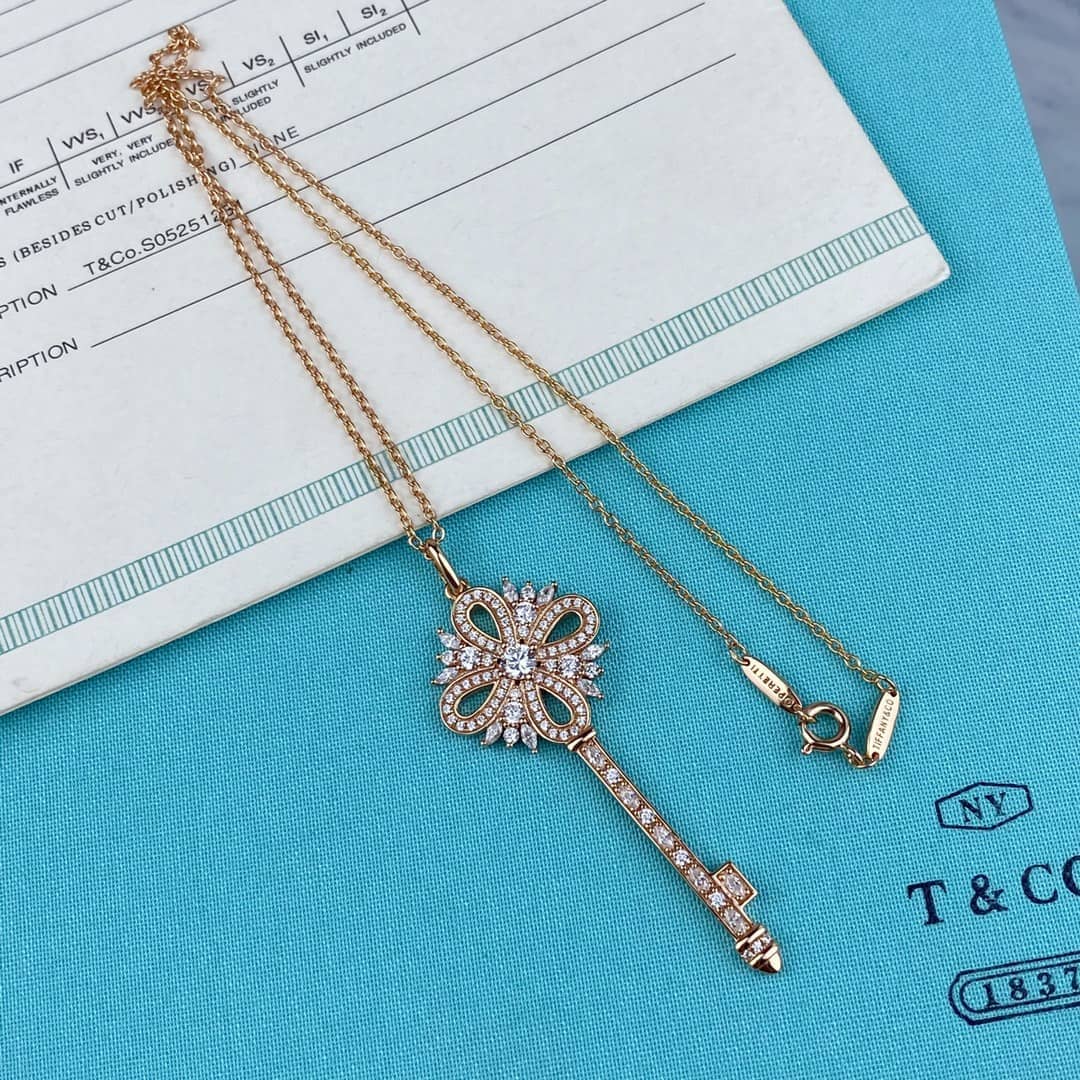 T*f*ny Necklace First Copy