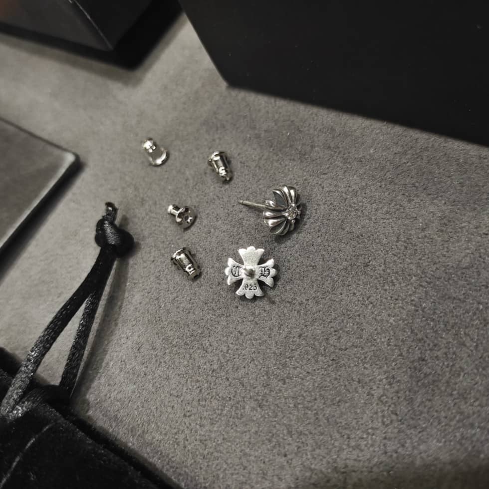 Replica Ch*0me He**ts Earring