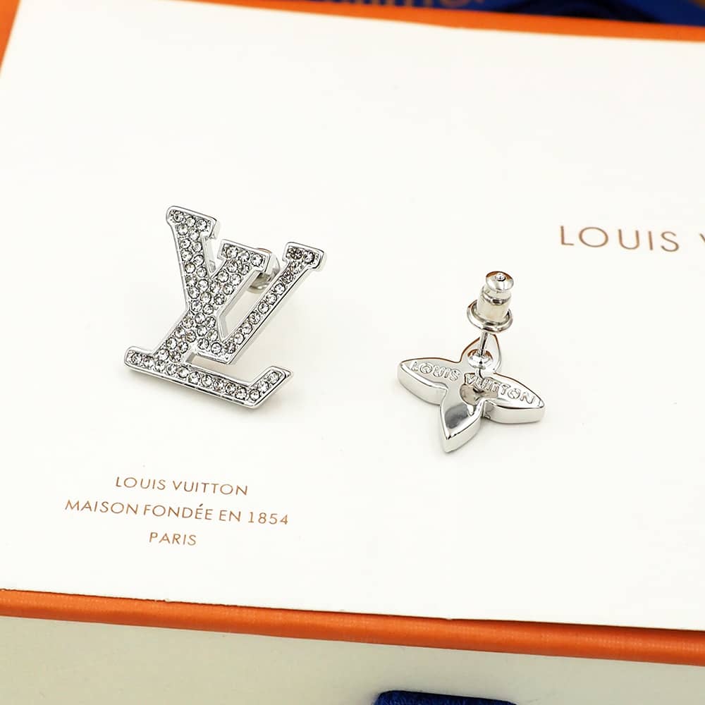 L0vis Vvtt0n Earring Copy
