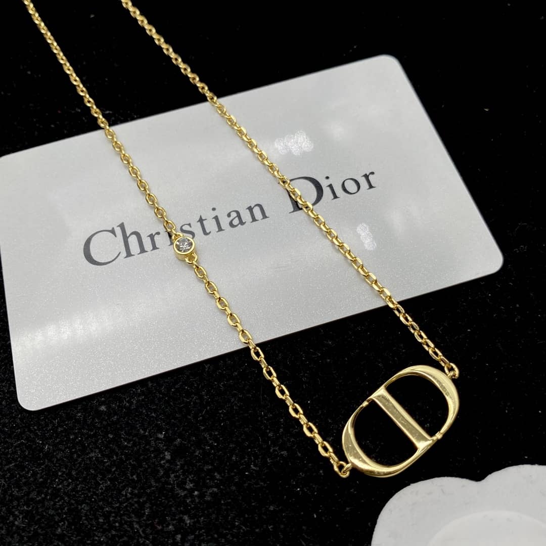 Chr1st1an D10r Necklace First Copy