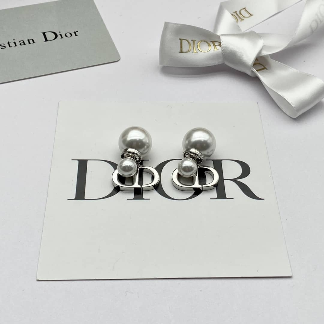 Replica Chr1st1an D10r Earring