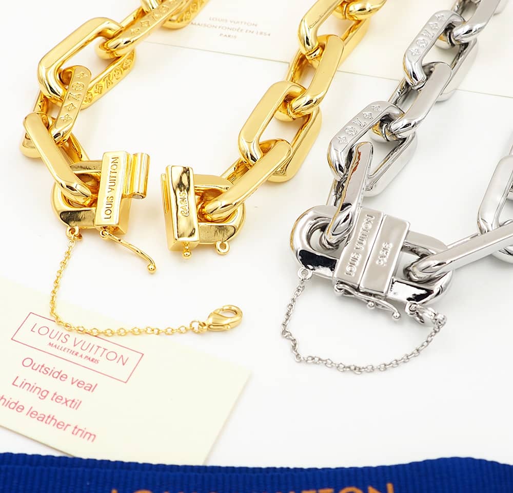 L0vis Vvtt0n Necklace Copy
