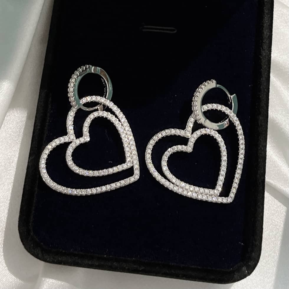 Designer T*f*ny Classic Earring