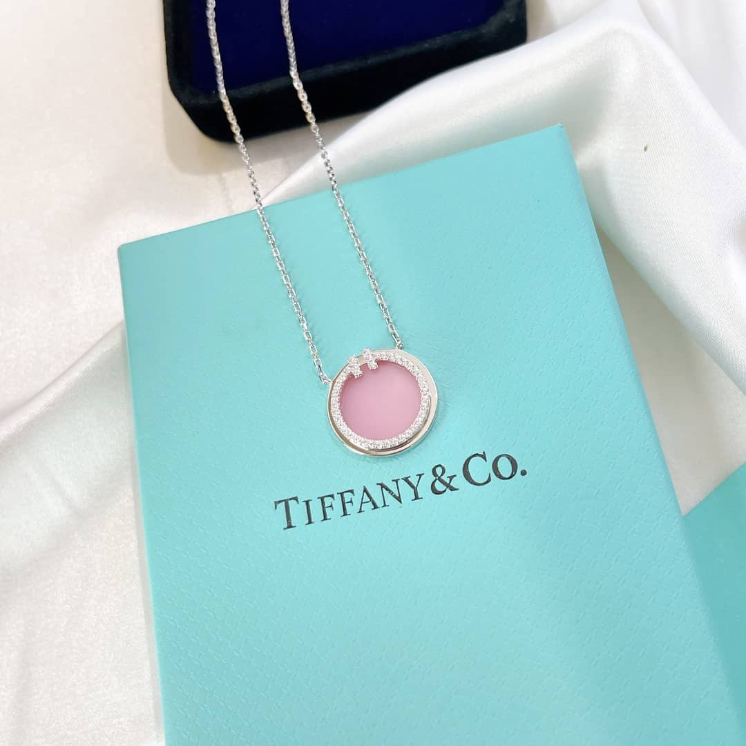 T*f*ny Necklace First Copy