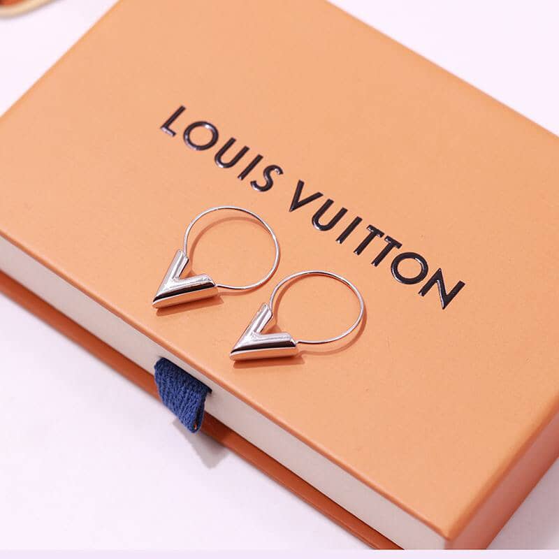 L0vis Vvtt0n Earring For Sale