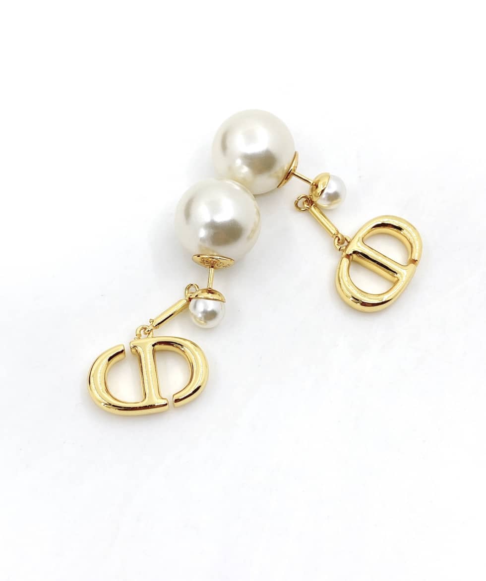 Cheap Chr1st1an D10r Earring