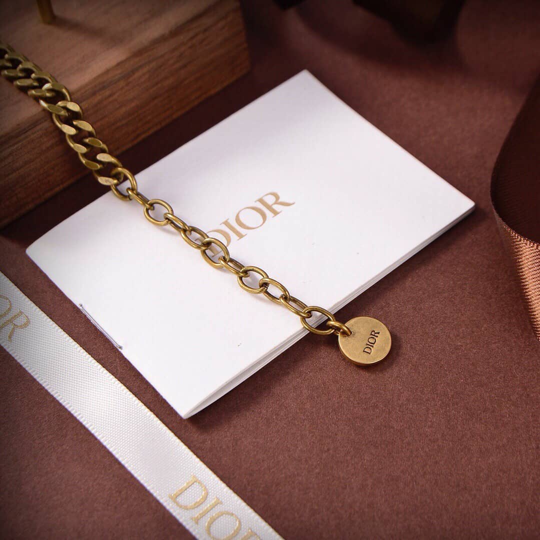 Best Chr1st1an D10r Classic Necklace