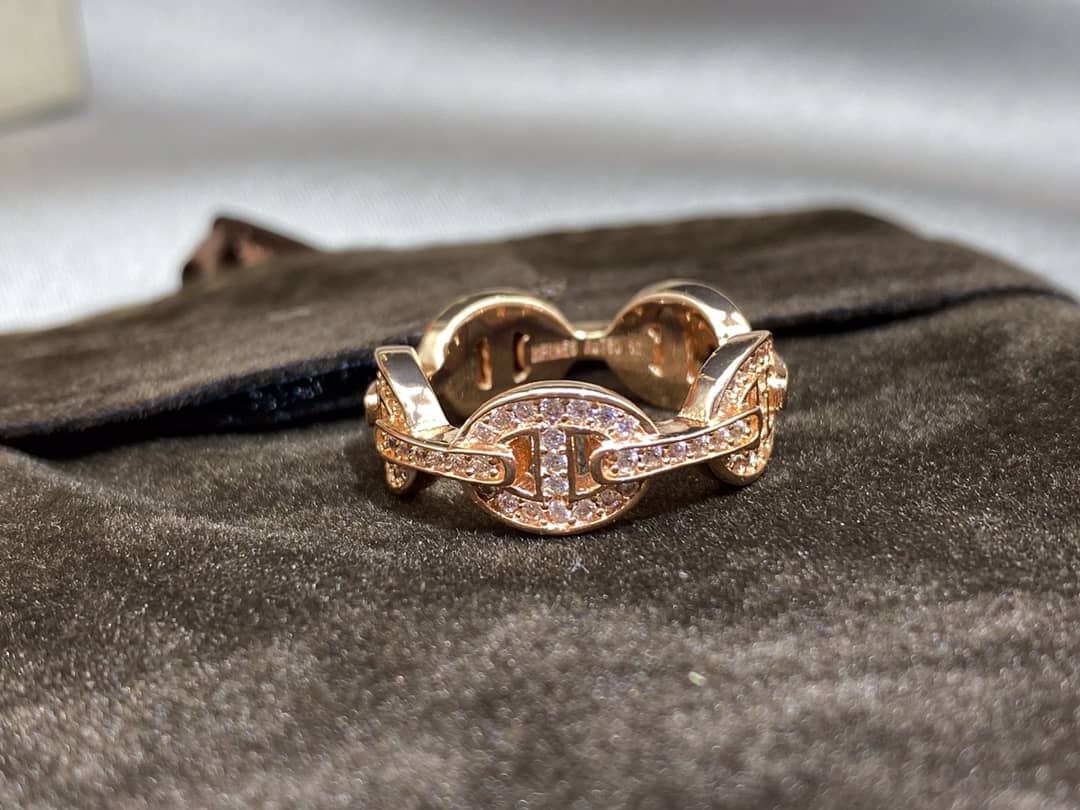 Replica H**me5 Ring
