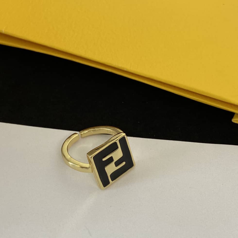 Replica F**di Ring