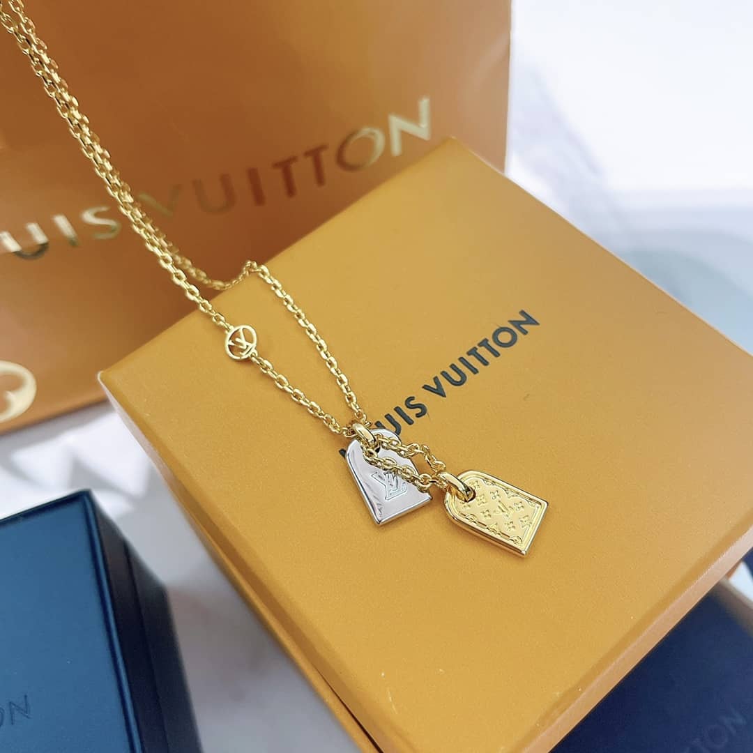 7 Star L0vis Vvtt0n Necklace