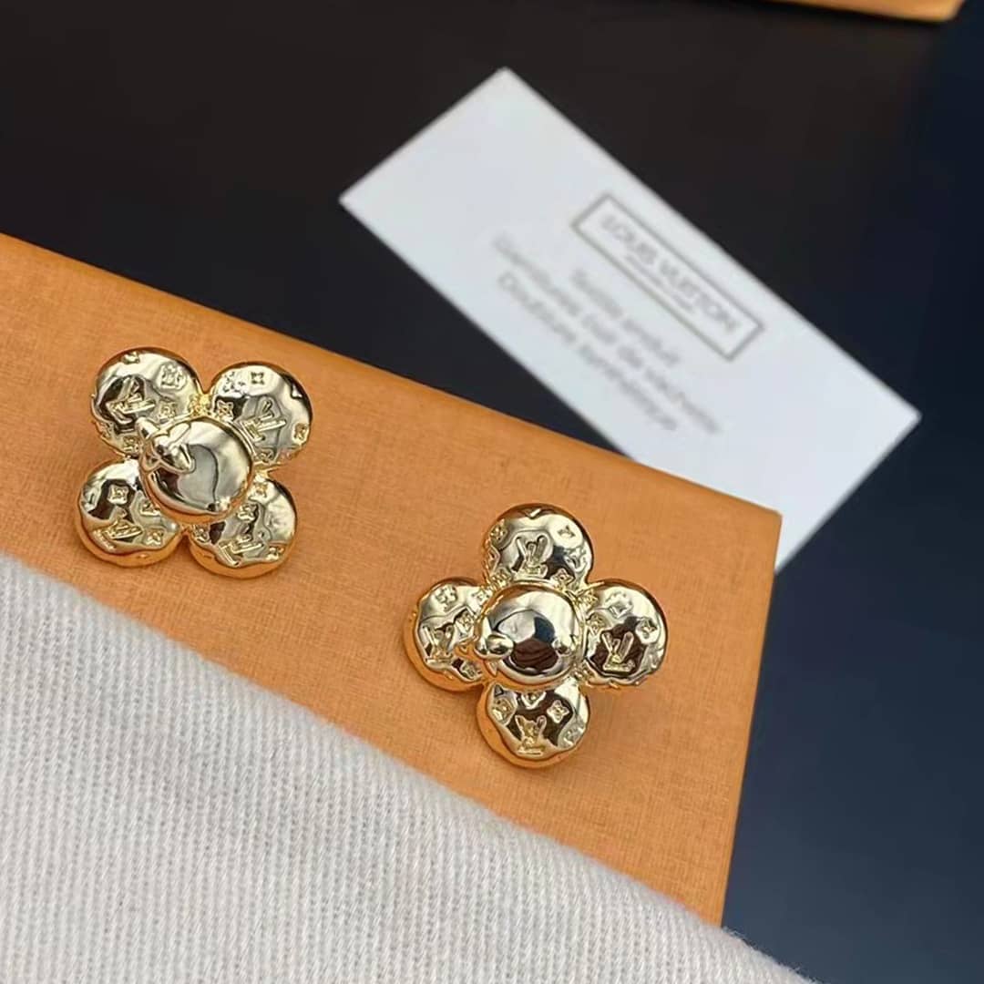 7 Star L0vis Vvtt0n Earring