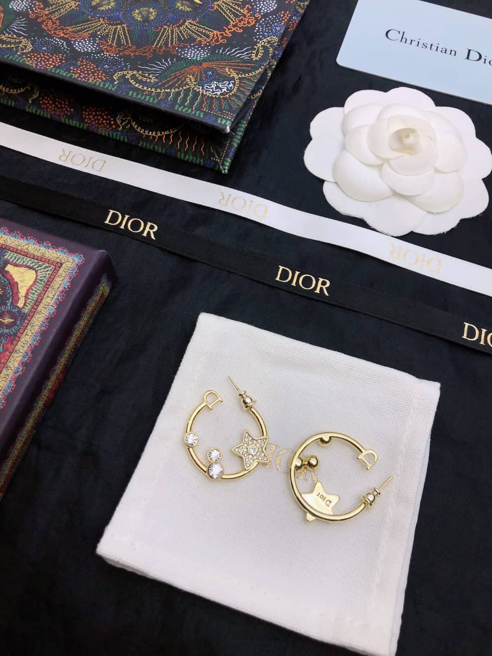 7 Star Chr1st1an D10r Earring