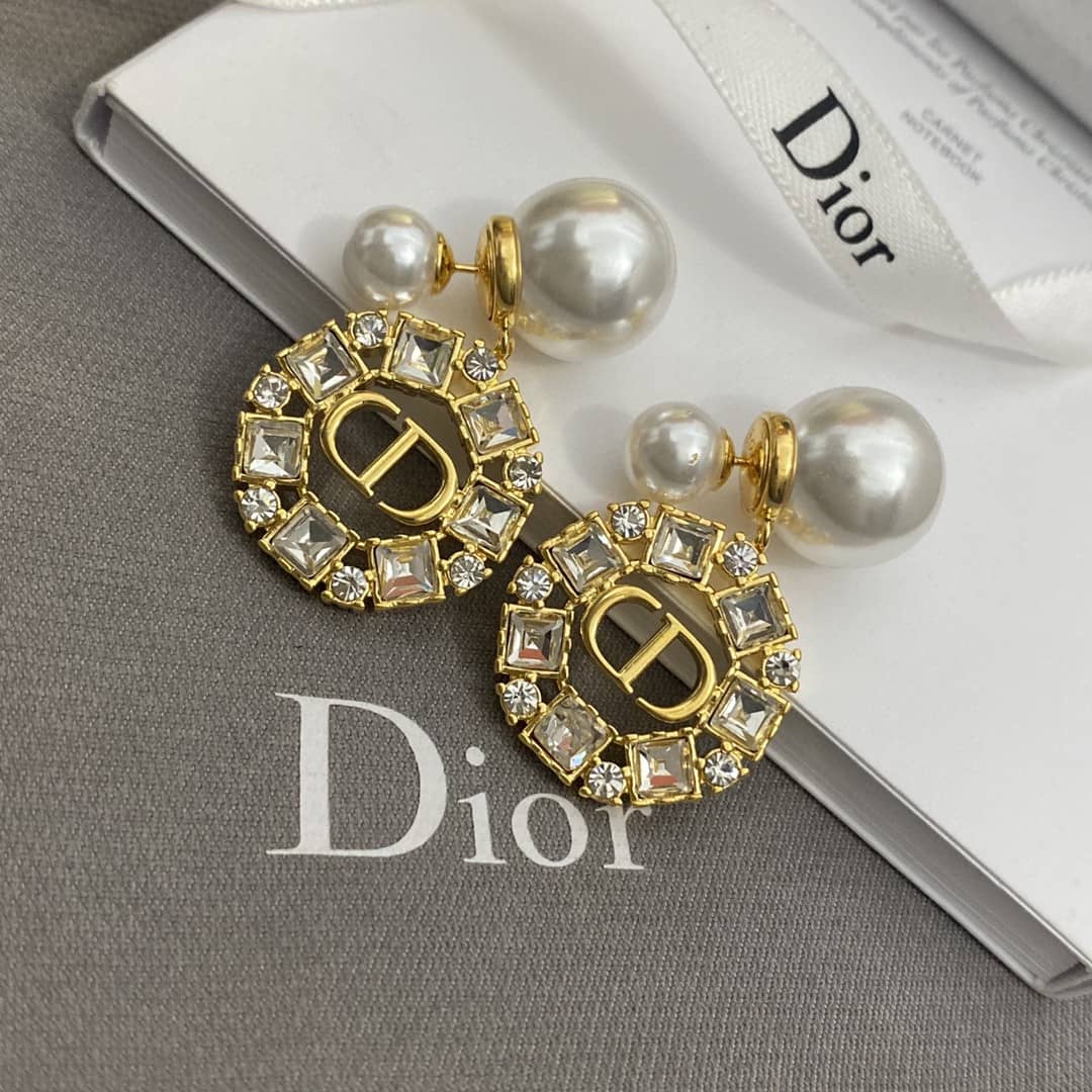 Wholesale Chr1st1an D10r AAA+ Earring
