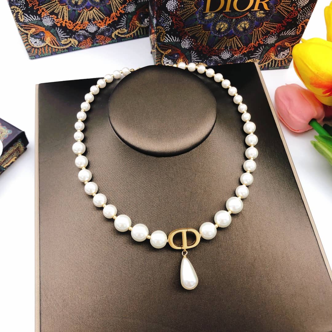 Knockoff Chr1st1an D10r Logo Necklace