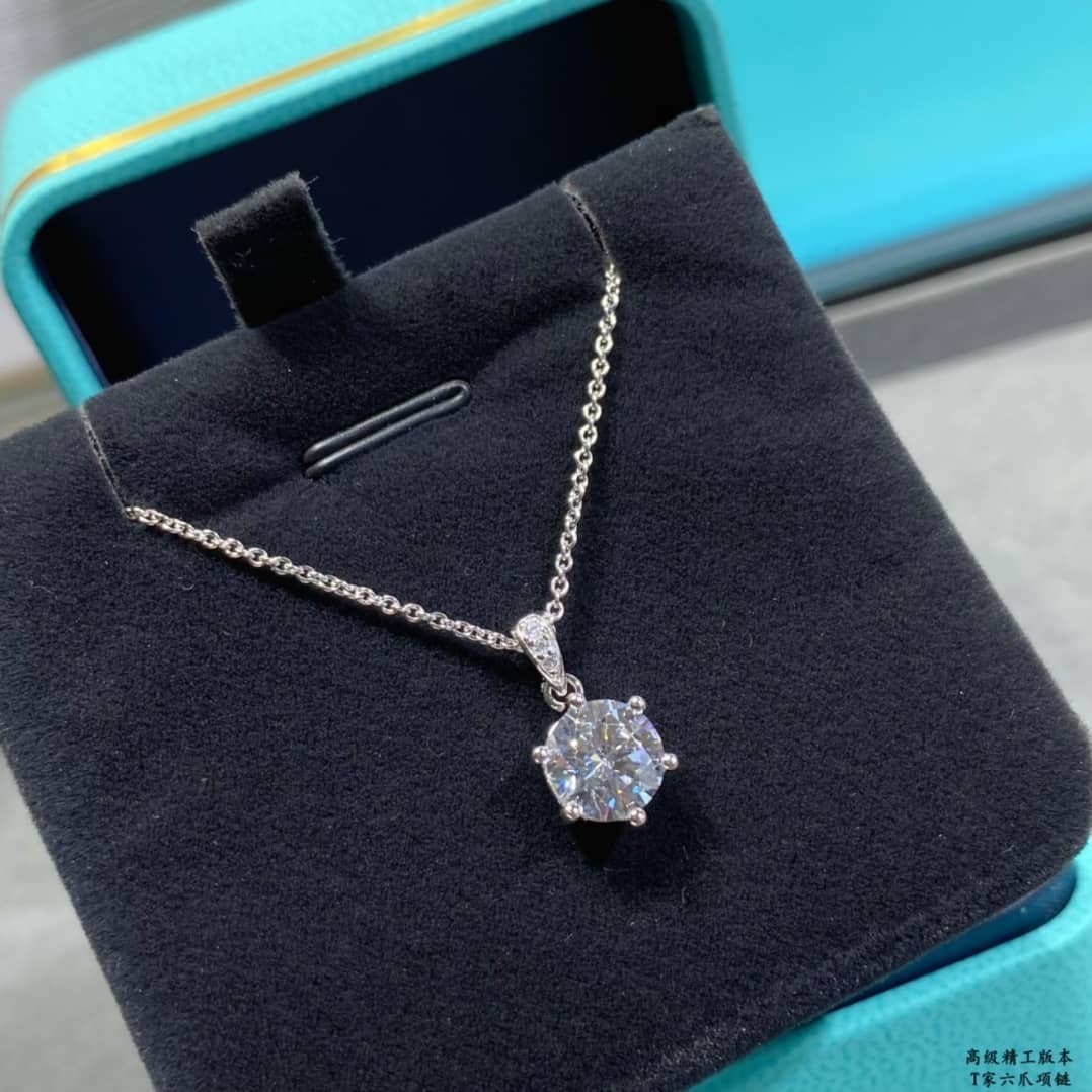 7 Star T*f*ny Necklace
