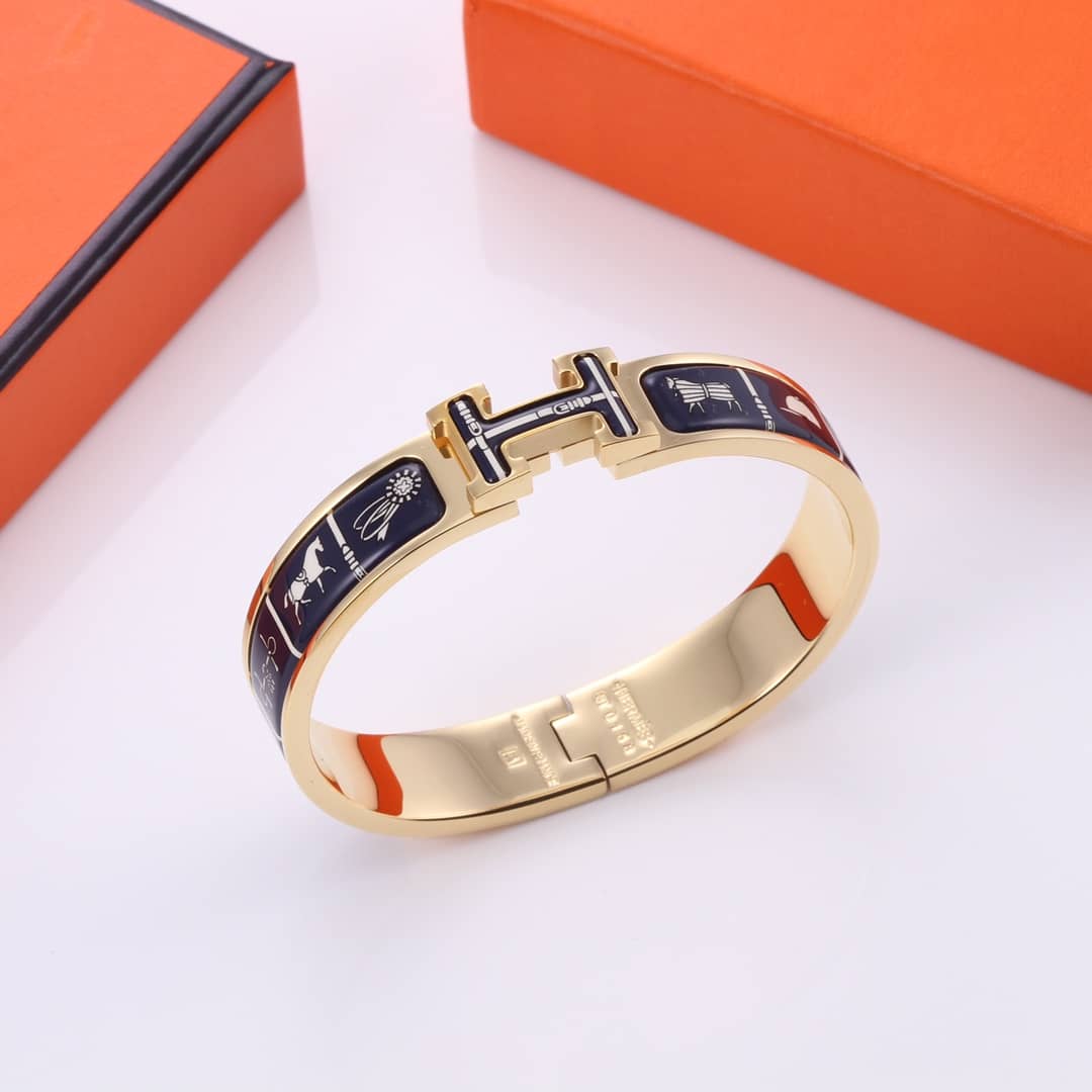 Fake H**me5 Logo Bracelet