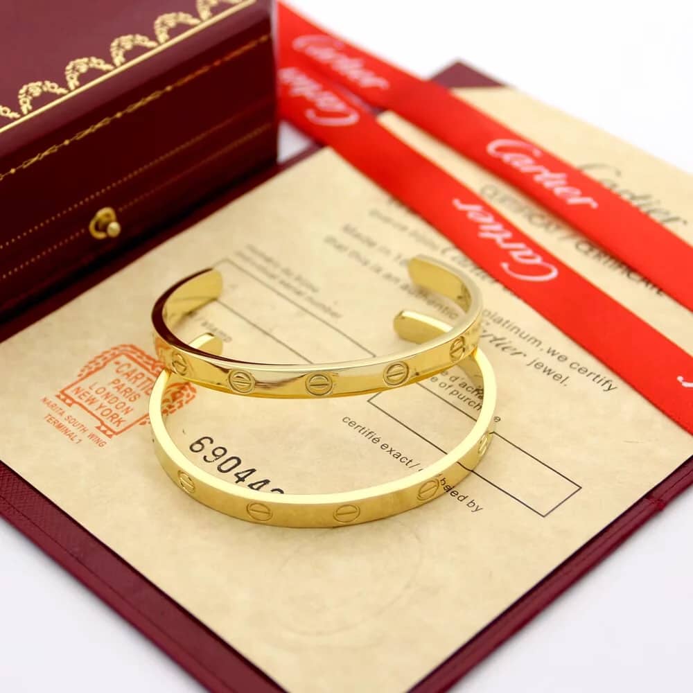 Ca*t1er Bracelet Dupe Logo