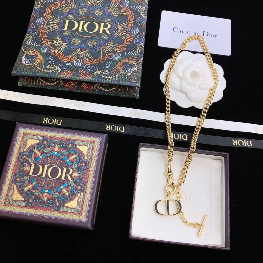 Designer Chr1st1an D10r Classic Necklace