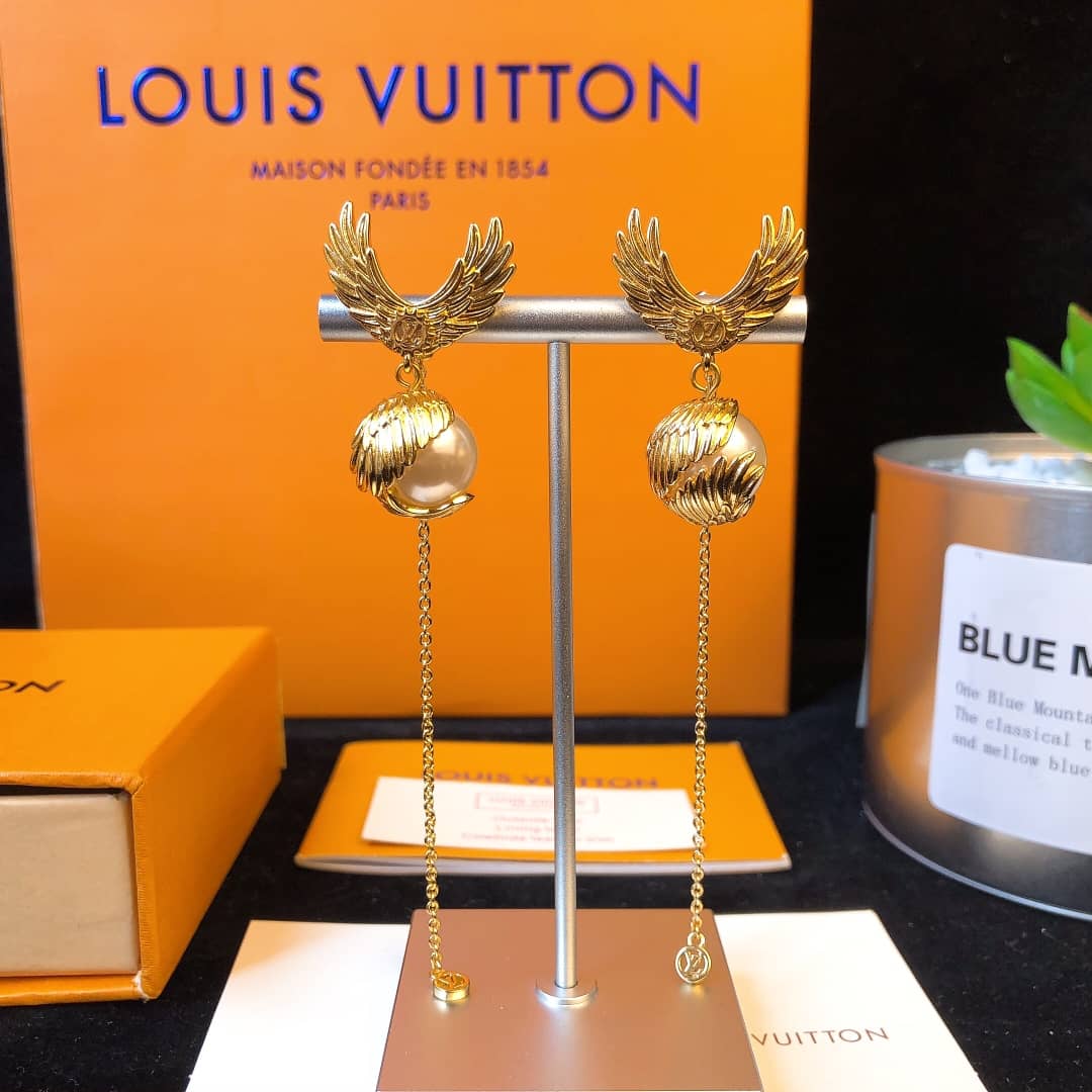 Wholesale L0vis Vvtt0n AAA+ Earring