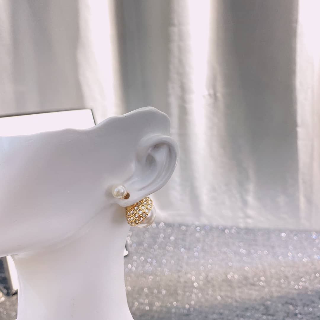 High Quality Chr1st1an D10r Earring