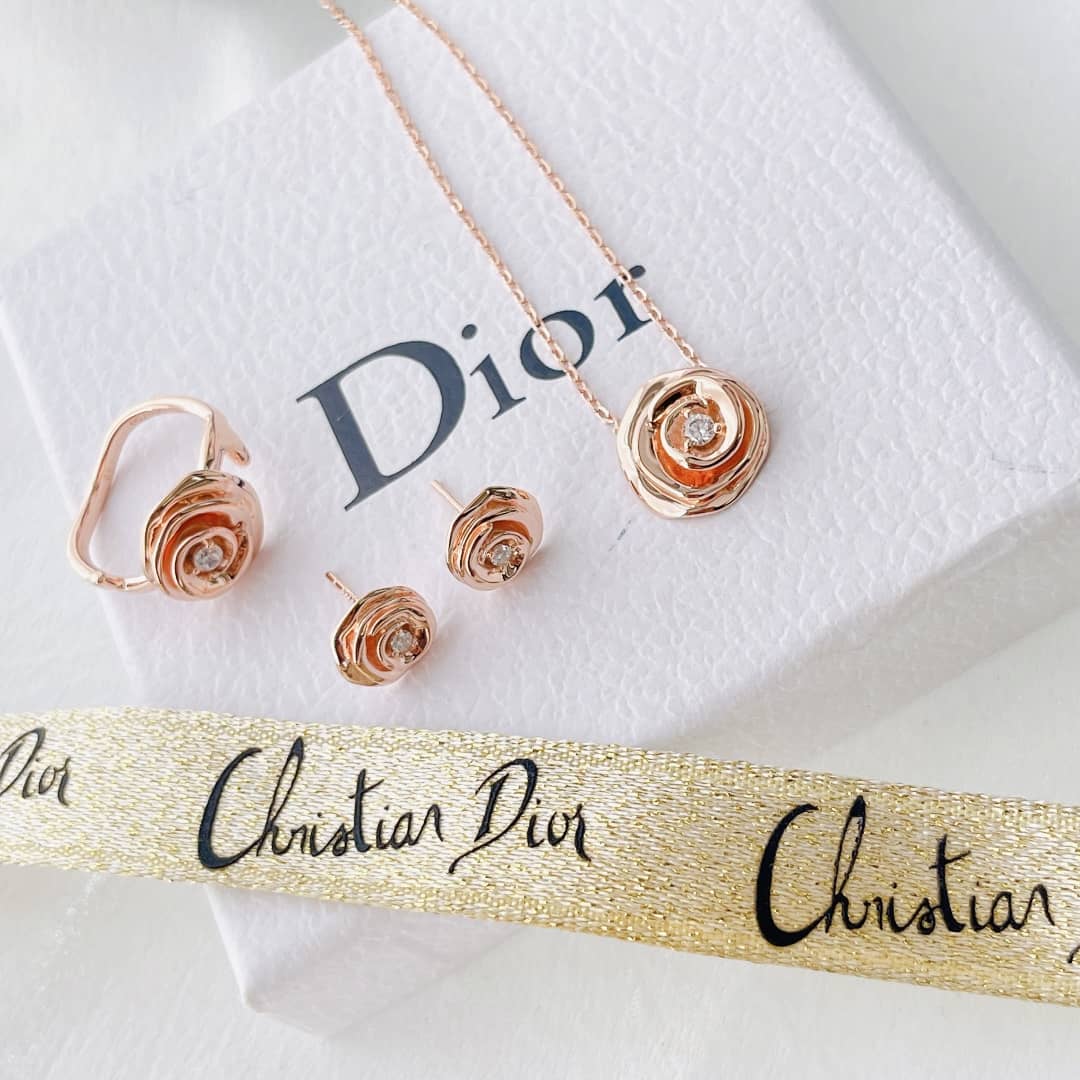 Chr1st1an D10r Earring Copy