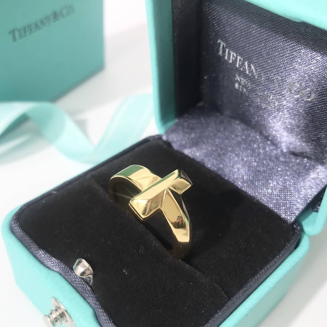 Cheap T*f*ny Ring
